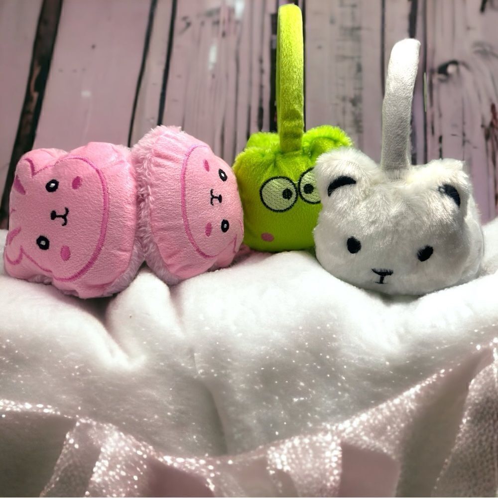 Childâs Fuzzy Character Earmuffs L Green Frog Pink Bunny White Kitty L Os L Nwt